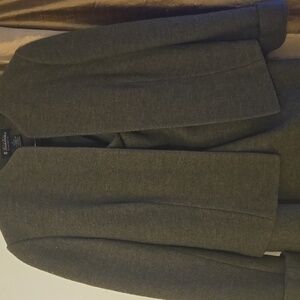 Brooks brothers suit